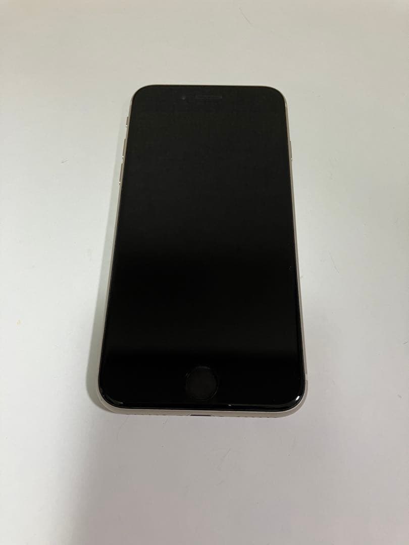 Apple iPhoneSE 第3世代 64GB SIMフリー 電池容量75%