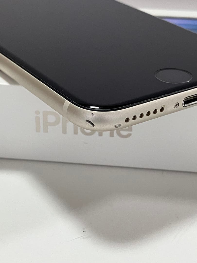 Apple iPhoneSE 第3世代 64GB SIMフリー 電池容量75%