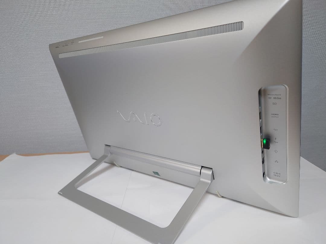 美品　SONY VAIO Tap21 新品SSD 1TB Win11 21.5型