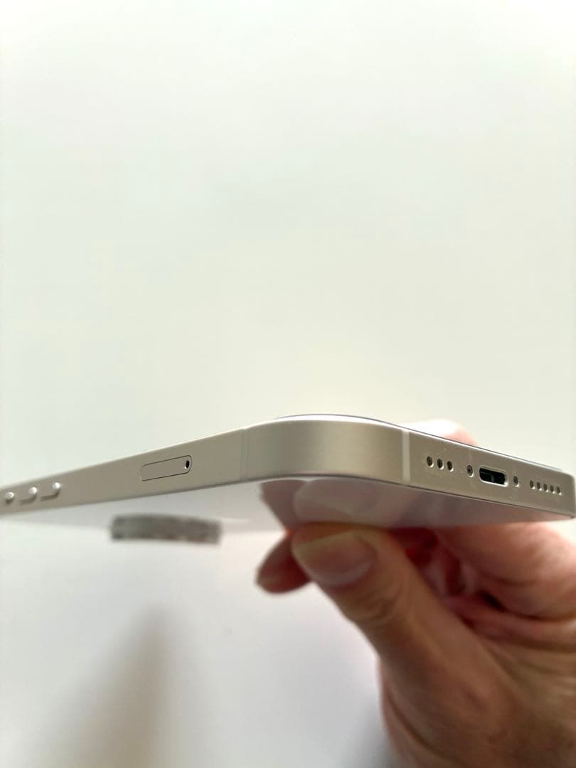 【iPhone14】128GB SIMフリー　スターライト（ホワイト系）87%