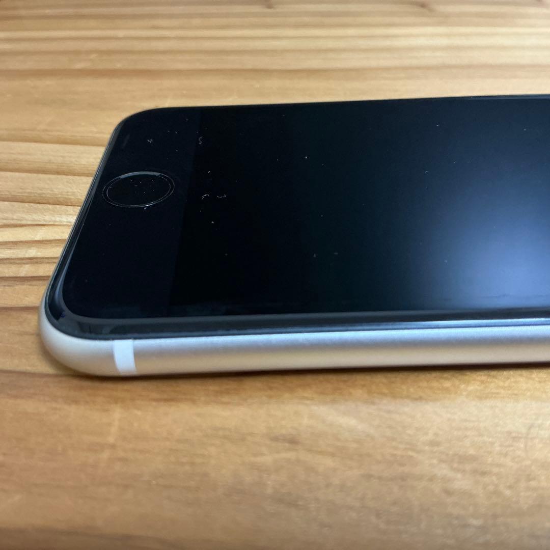 Apple iPhone SE 第3世代64GB スターライト