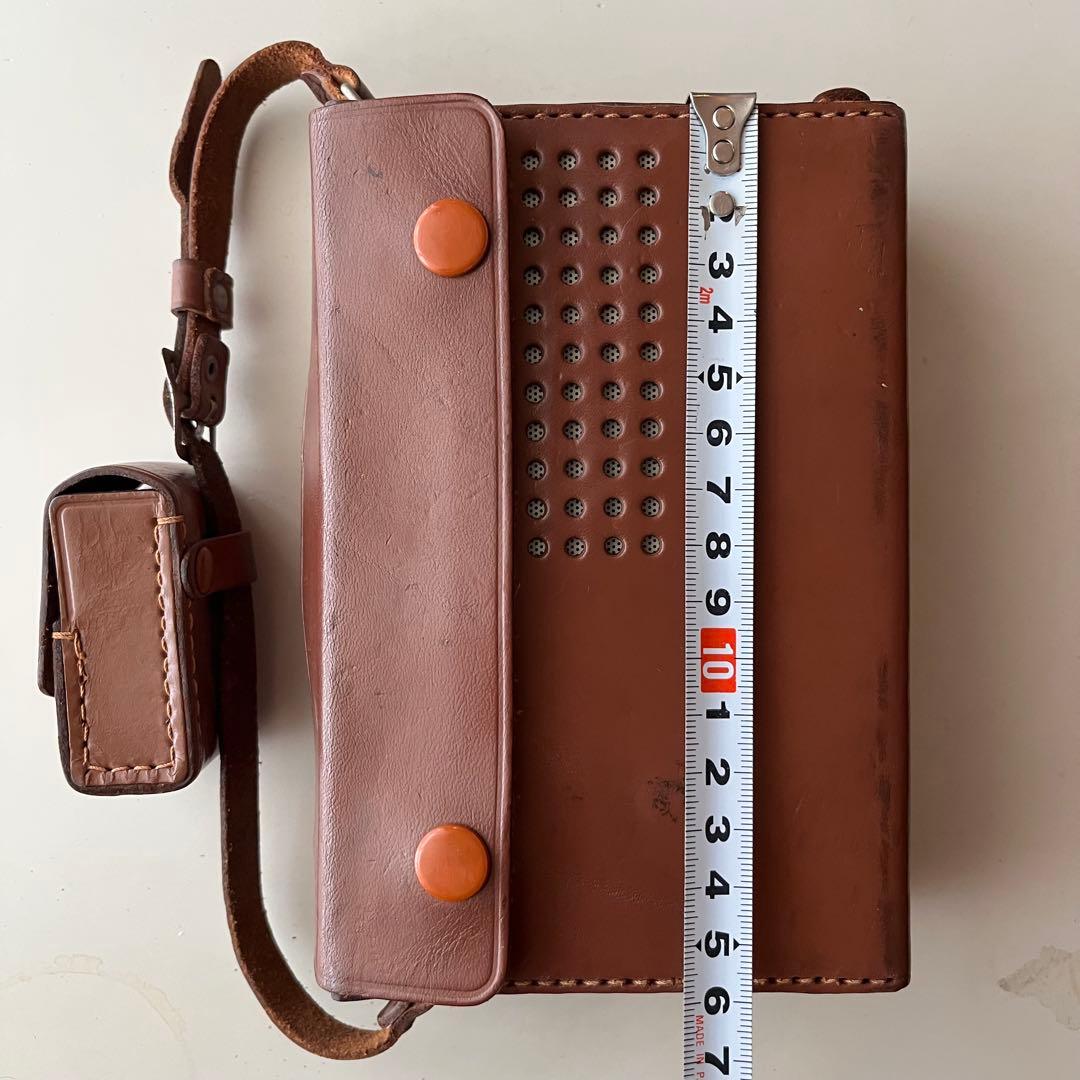 日立トランジスターラジオ Kelly WH 822 ケース付き　未使用品　昭和