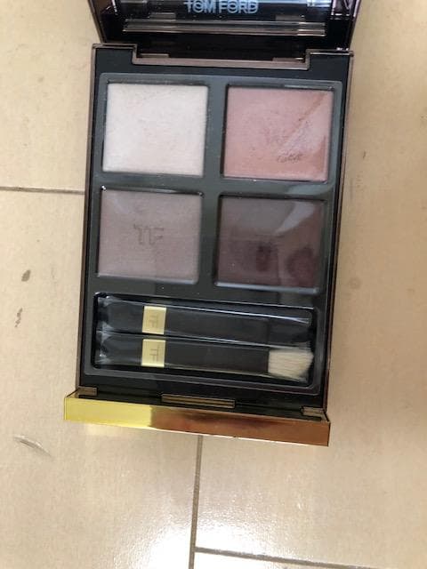新品未使用 TOM FORD アイカラークォード　27A ヴァージンオーキッド
