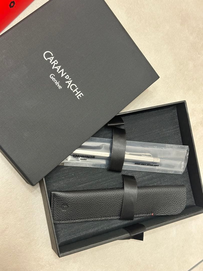 【限定】エクリドール ピーク ボールペン ギフトセット　CARAN d'ACHE