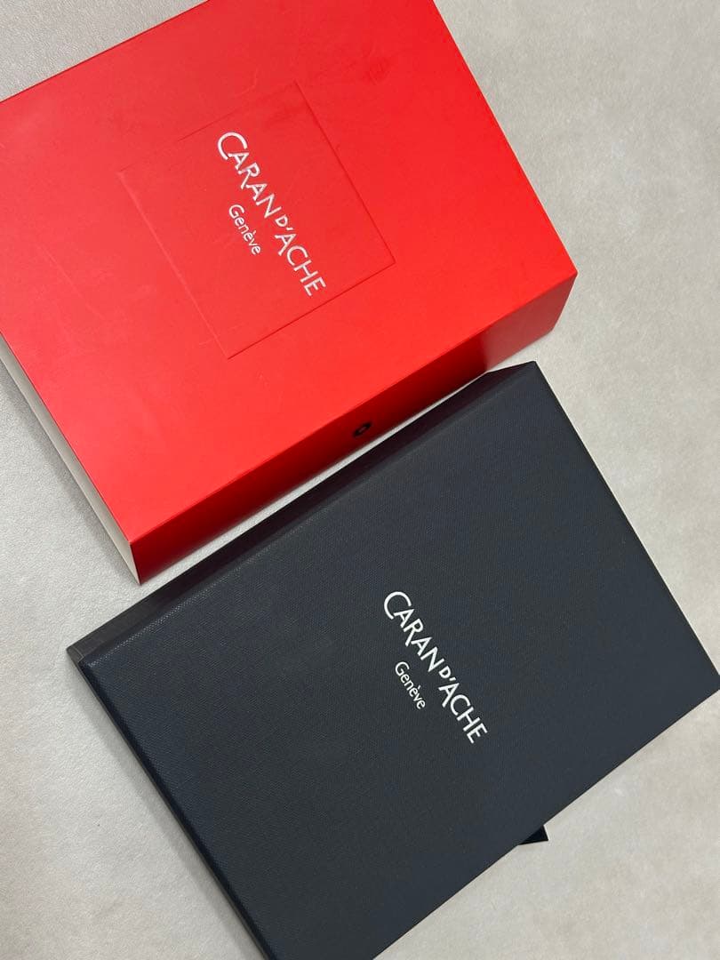 【限定】エクリドール ピーク ボールペン ギフトセット　CARAN d'ACHE