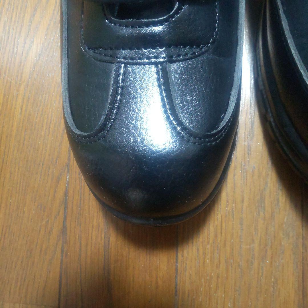 黒の合成皮革安全靴 ベルクロストラップ