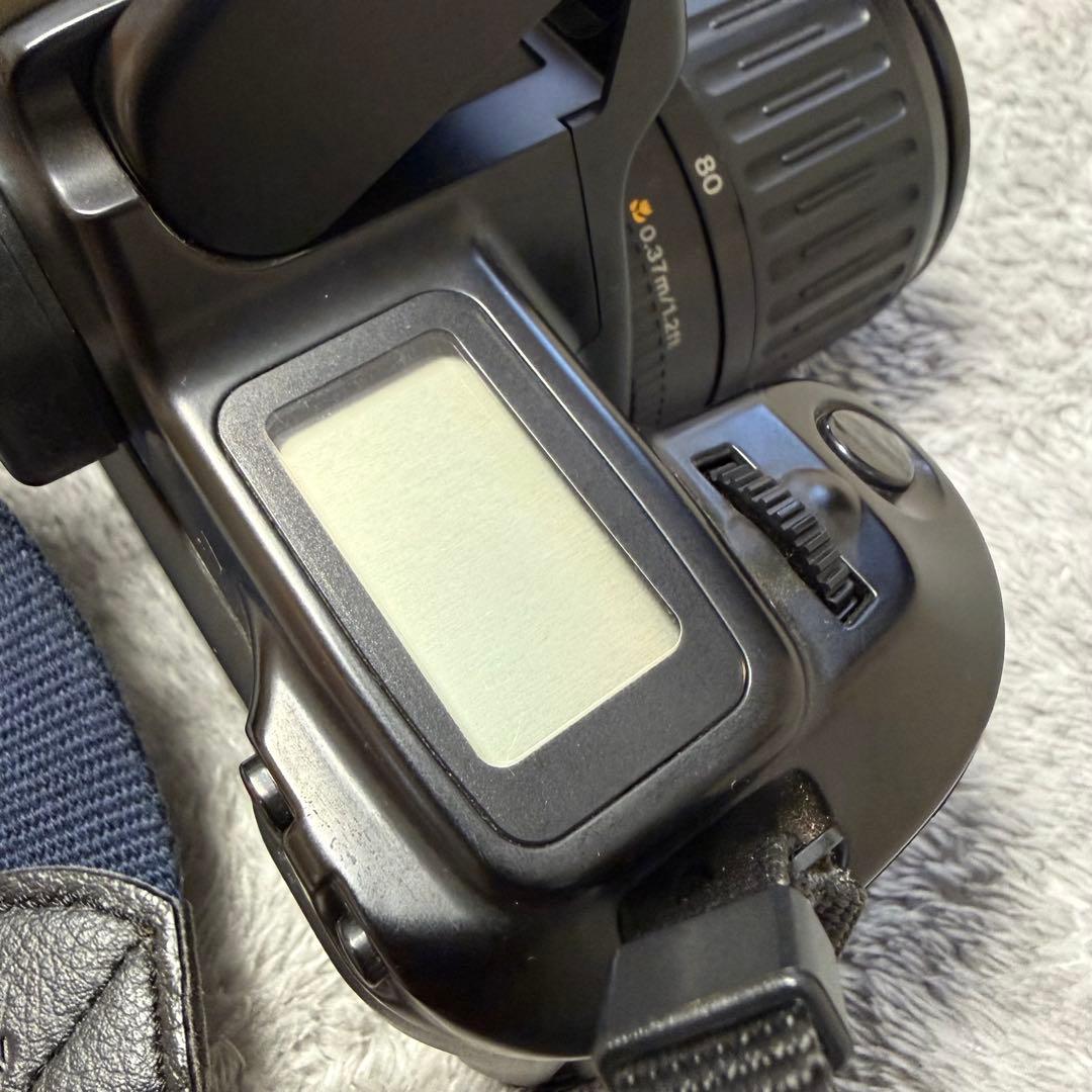 【送料無料・極美品】Canon 　EOS　1000QD　フィルム　一眼レフカメラ