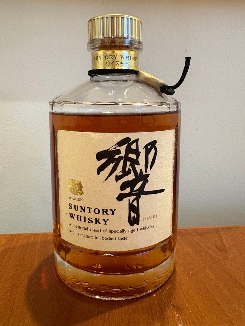 Suntory Hibiki ウイスキー　両面ゴールドラベル