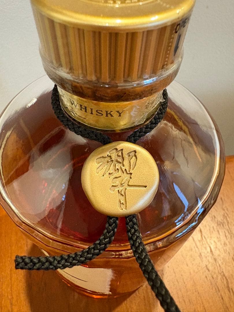 Suntory Hibiki ウイスキー　両面ゴールドラベル