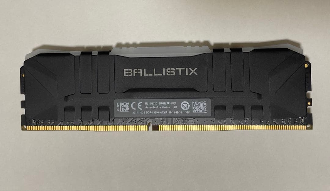 こ*こ様 Ballistix DDR4-25600(3200) 16GB 一枚