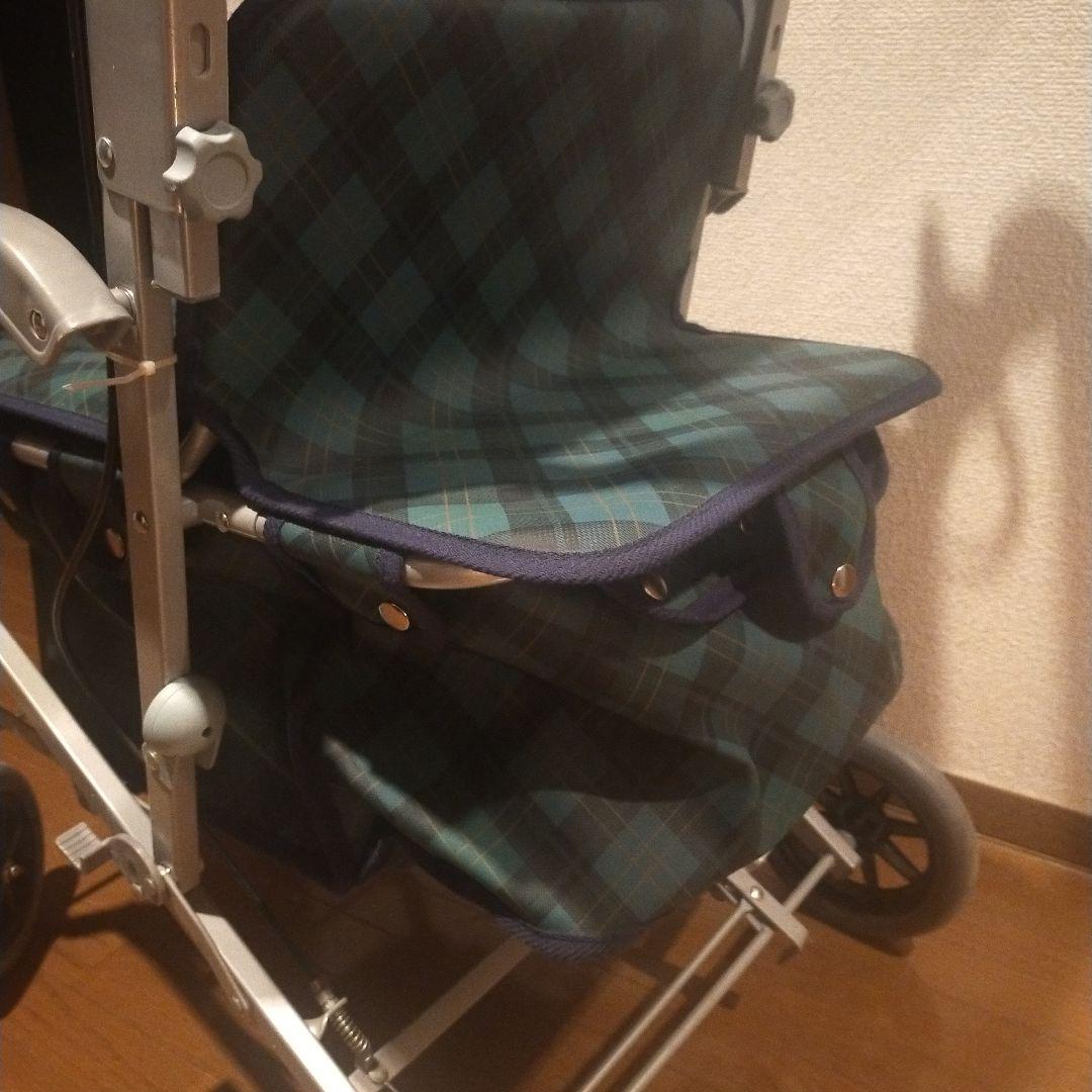 シルバーカー 介護用品 歩行器 歩行補助器 ほぼ新品 歩行器