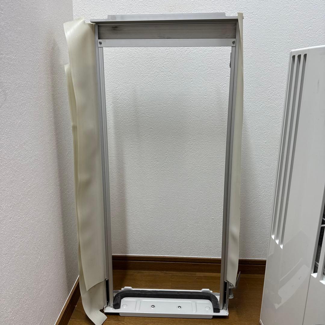 コロナルームエアコンウインド形冷房専用 型式CW-1617