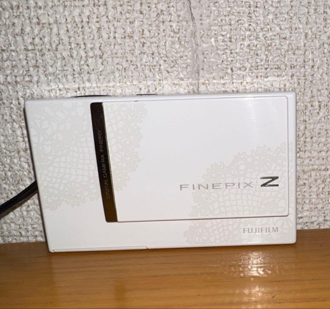 動作品 FUJIFILM FinePix Z250fd 極薄コンデジ
