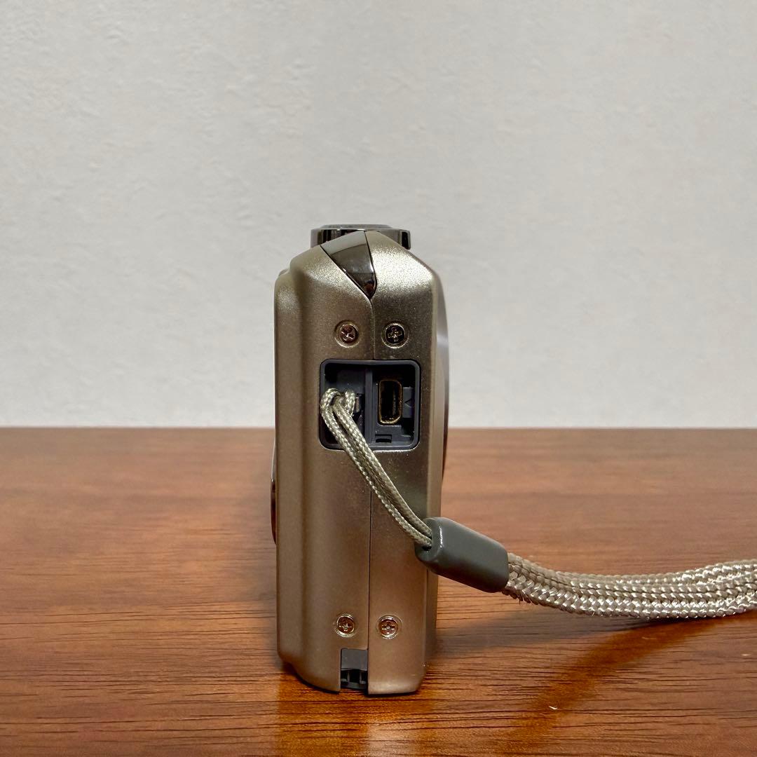 【美品】CASIO EXILIM EX-ZS150 コンパクトデジタルカメラ