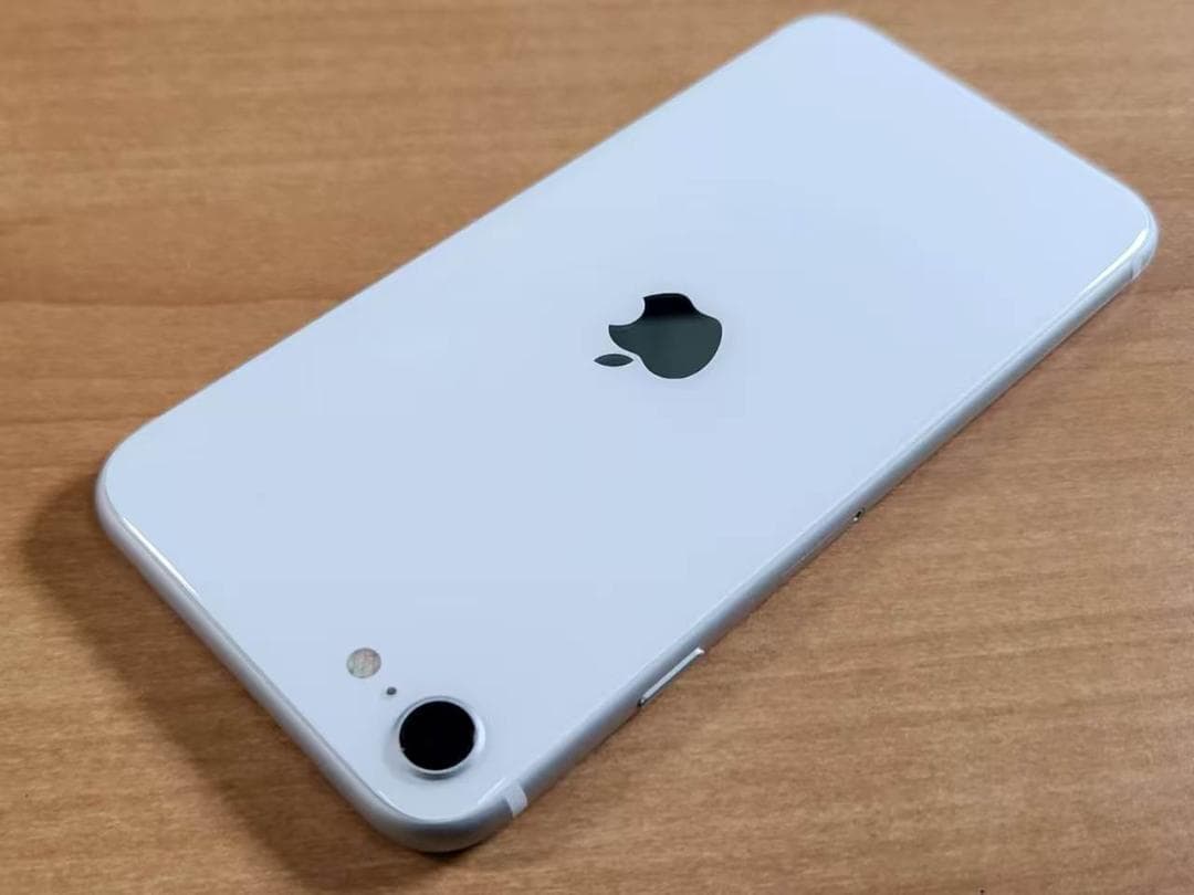 033100I iPhone SE A2296 64GB 第2世代