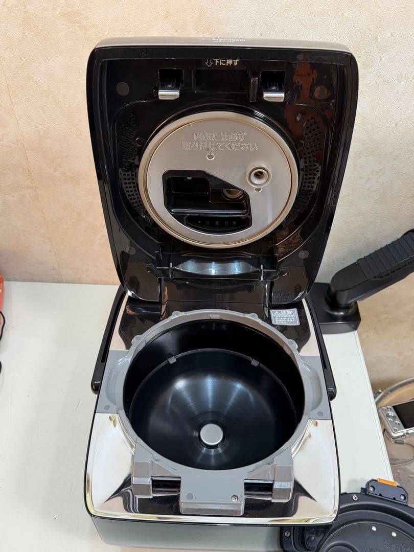 ZOJIRUSHI NW-KA10 2020年製 圧力IH炊飯ジャー 炊飯器