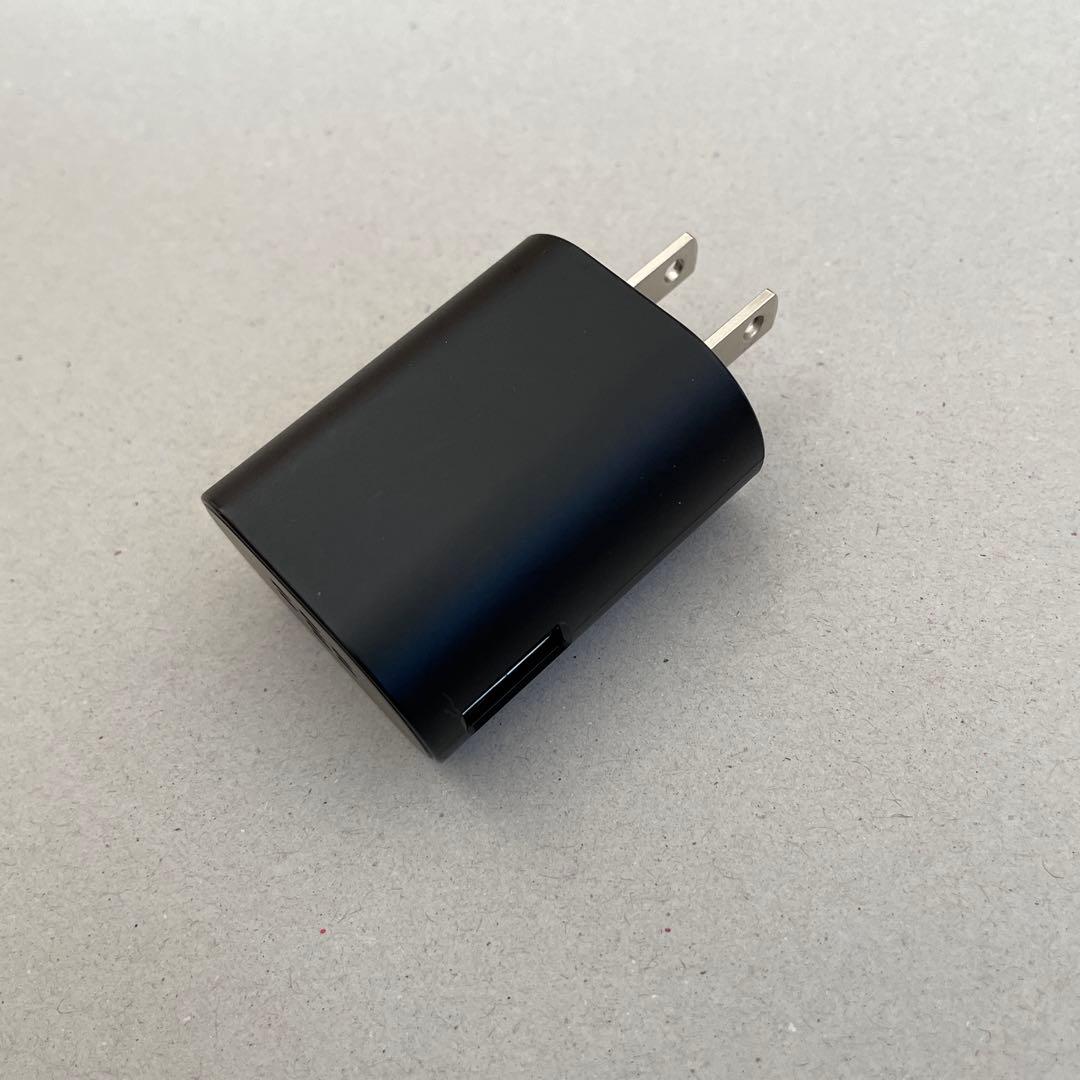 美品 blackberry bold 9900 ホワイト