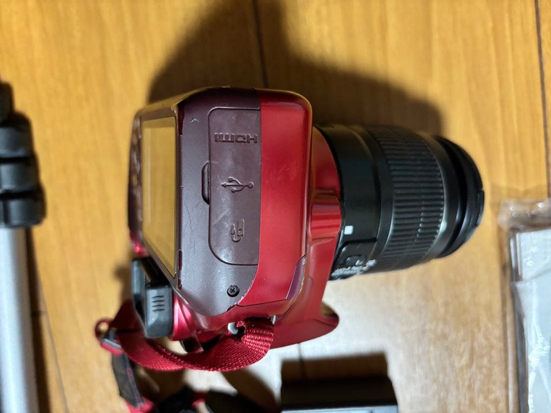 Canon EOS Kiss X50 レンズキット レッド デジタル一眼カメラ