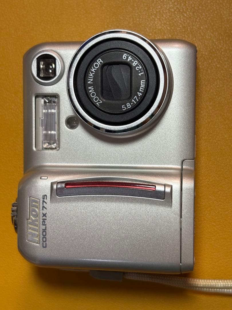 Nikon COOLPIX 775 デジタルカメラ シルバー