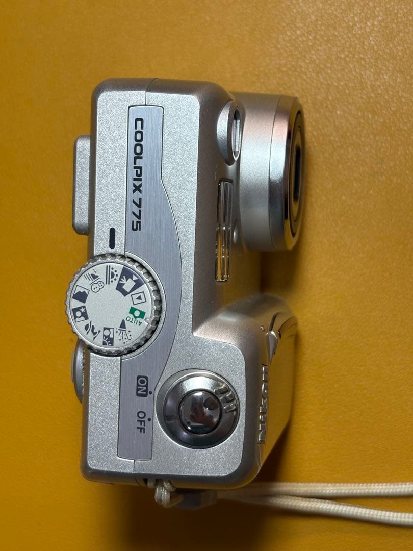 Nikon COOLPIX 775 デジタルカメラ シルバー