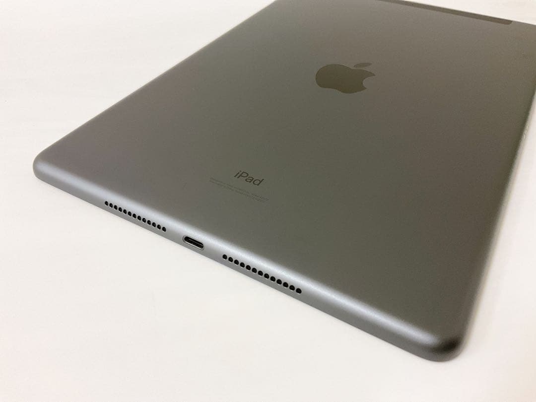【超美品・BT95％】iPad 第8世代 32GB Cellularモデル
