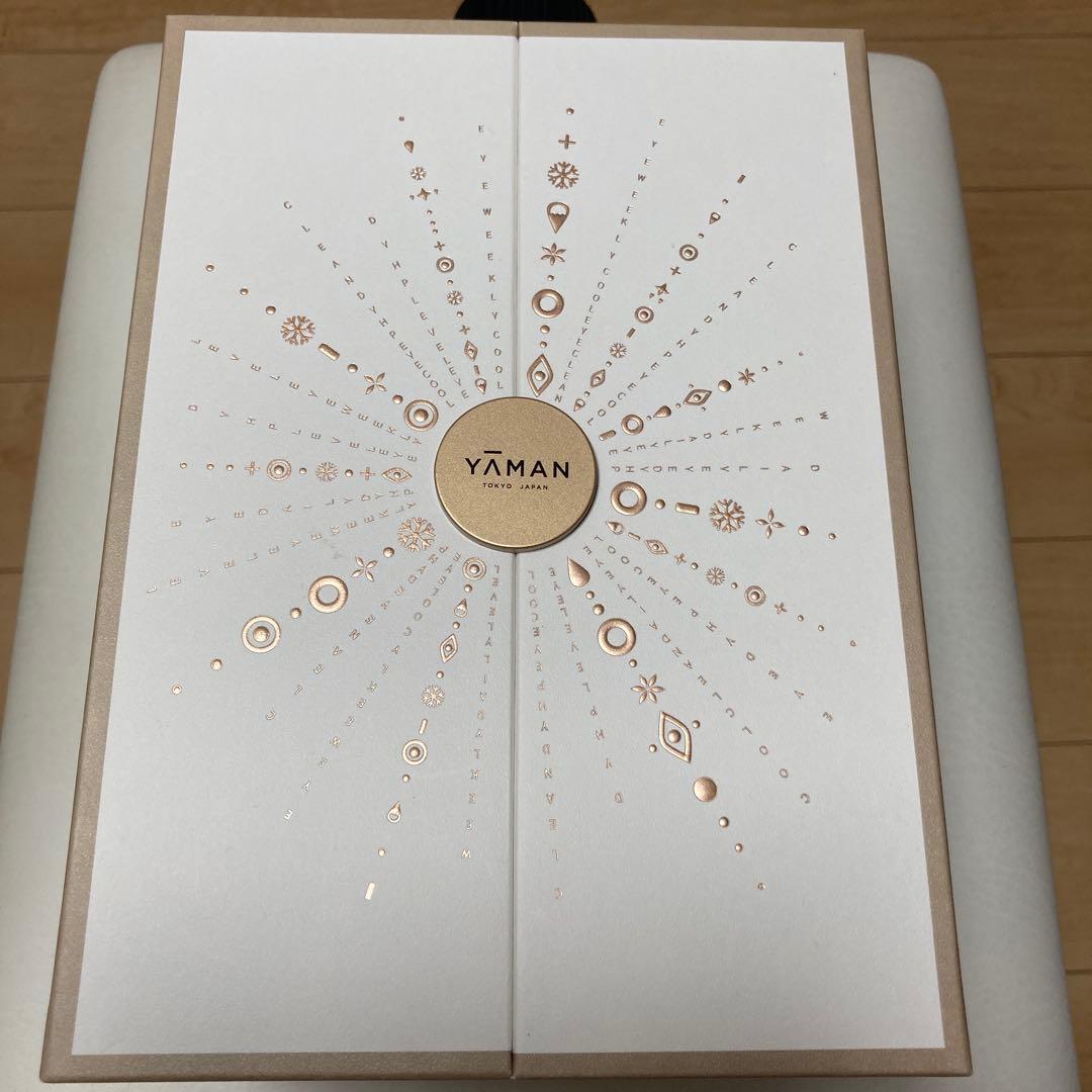 美品フォトプラスshiny m18 新品未使用　家庭用美顔器