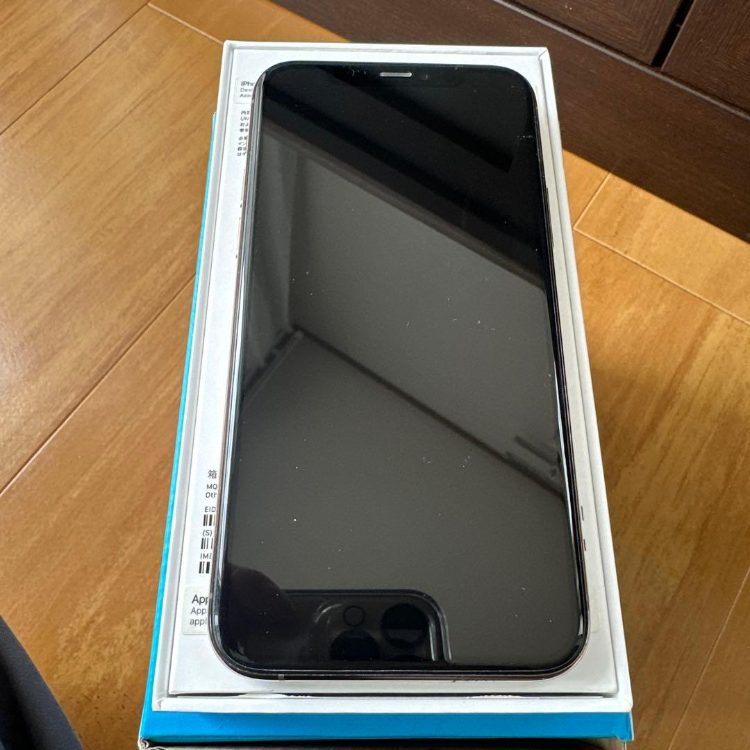 美品 iPhone11Pro 256GB ゴールド SIMフリー