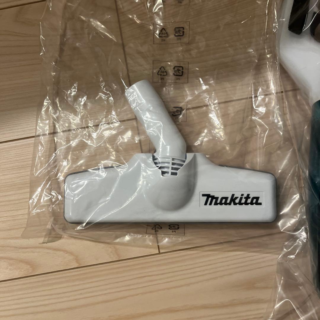 makita 充電式クリーナー 本体のみ