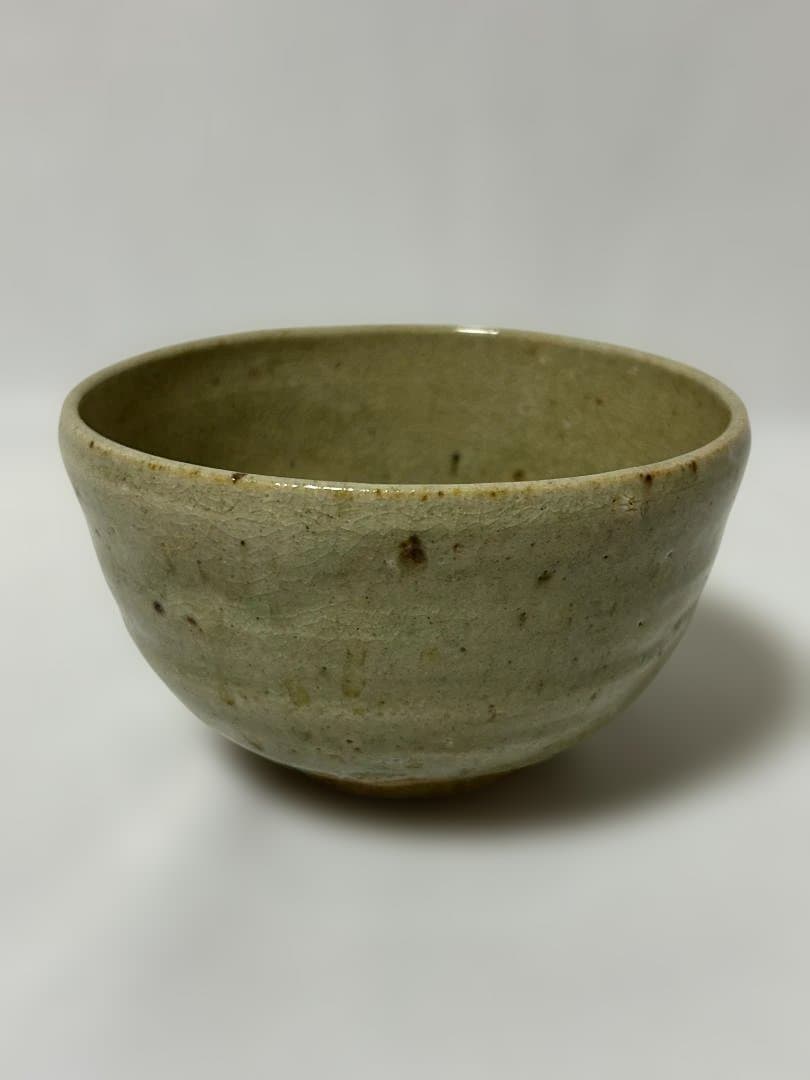 抹茶椀 見込み 陽刻 在銘 ろくろ目 作家 茶器 茶道具 茶碗