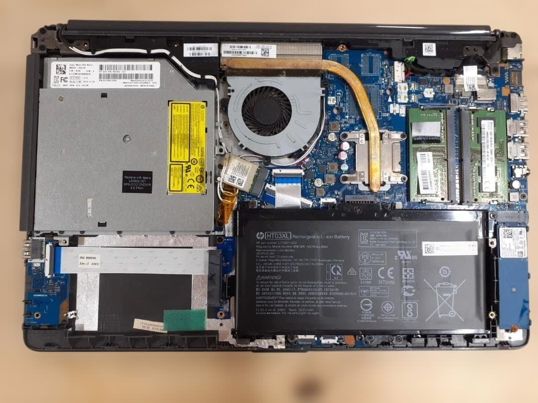 シ*グ様 80L0225-08【ジャンク】HP 250 G7 / Core i5