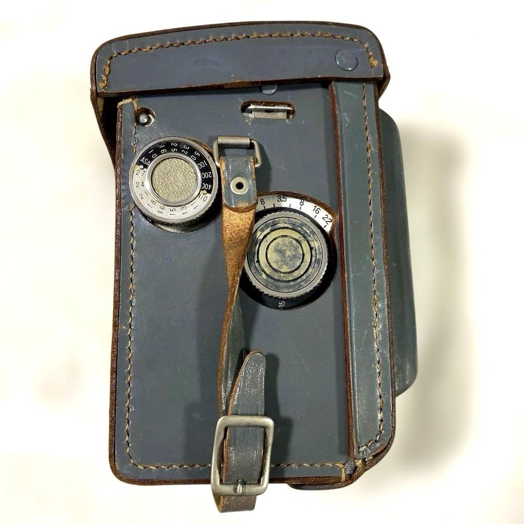 L-32 Yashica-A 二眼レフカメラ ジャンク　アンティーク雑貨　工芸品
