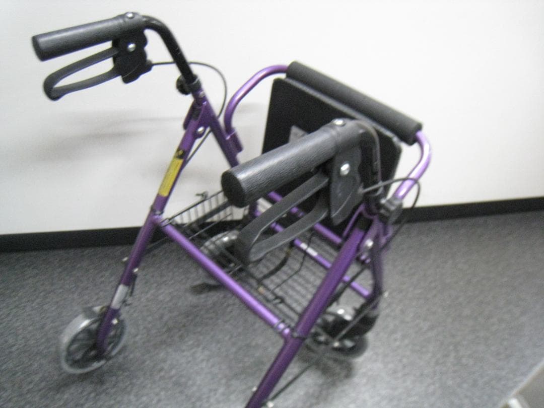 竹虎ヒューマンケア ハッピーミニ 軽量 歩行器 歩行車 バスケット付き