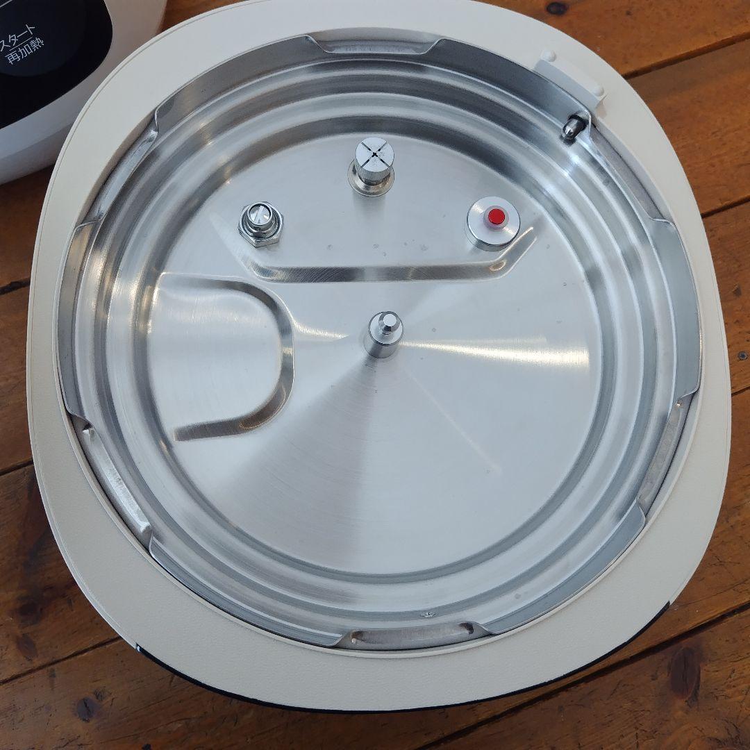 T-fal ラクラクッカープラス　電気圧力鍋 計量カップ付き