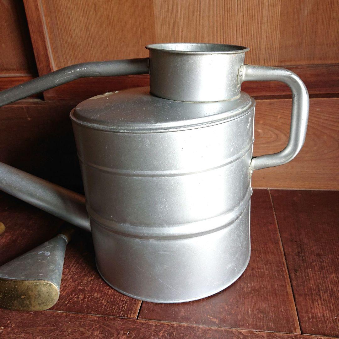 金属製じょうろ シルバー