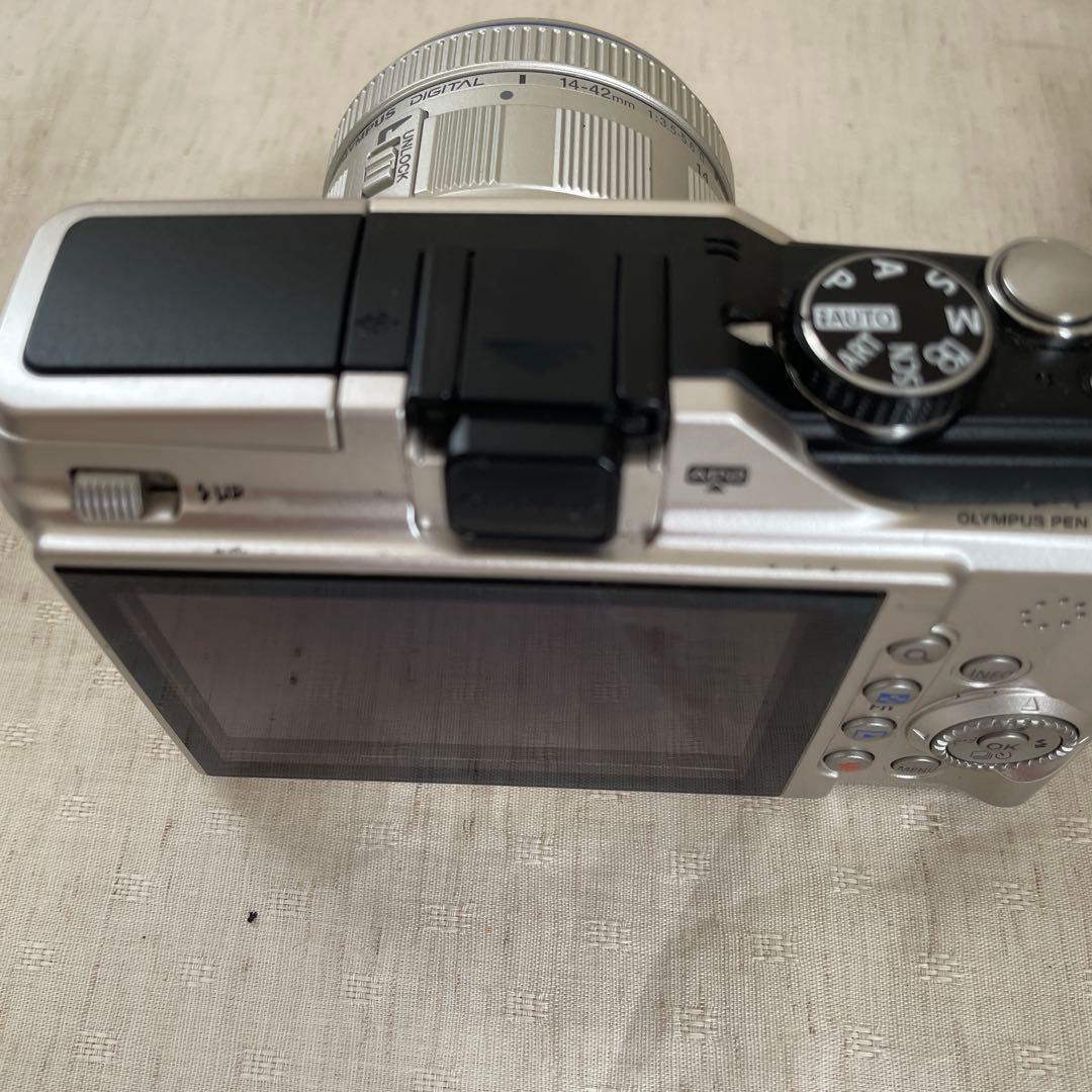 OLYMPUS PEN E-PL2 ミラーレス一眼 ダブルズーム※キャップ欠品
