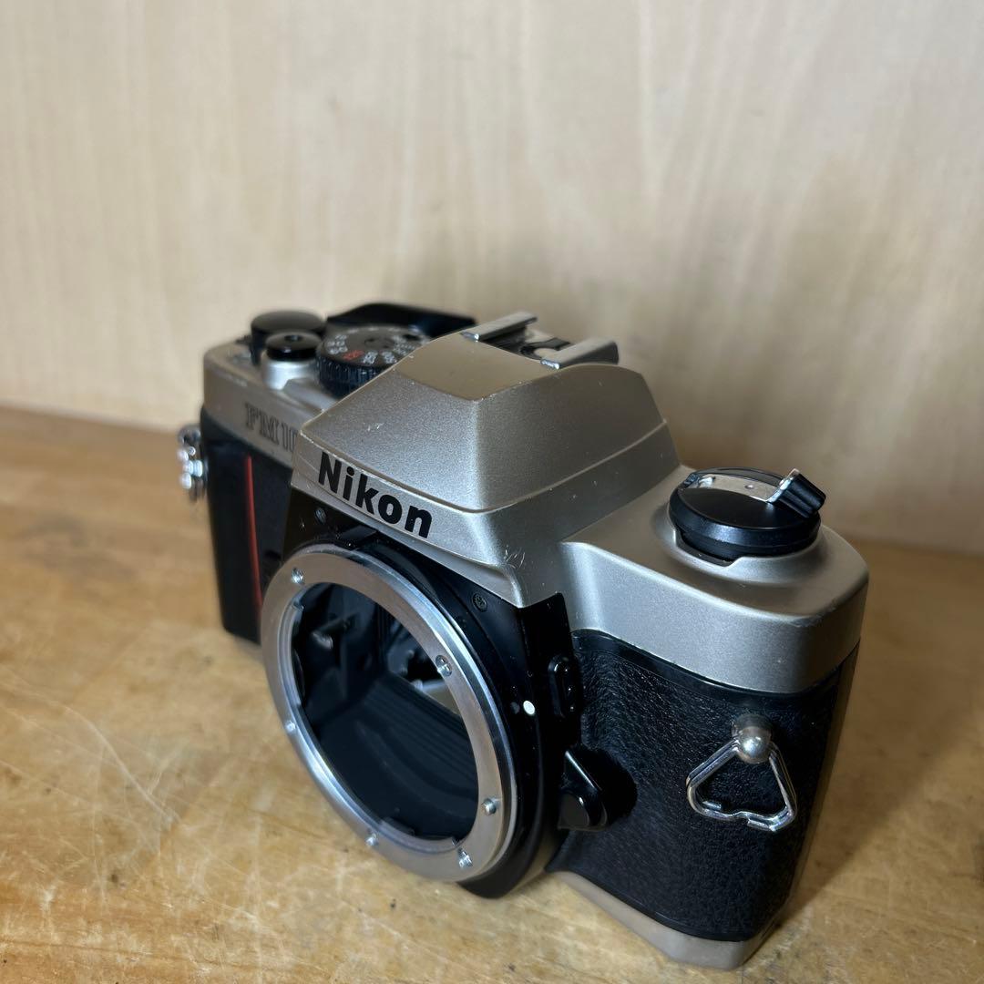 Nikon FM10 ボディー完動美品