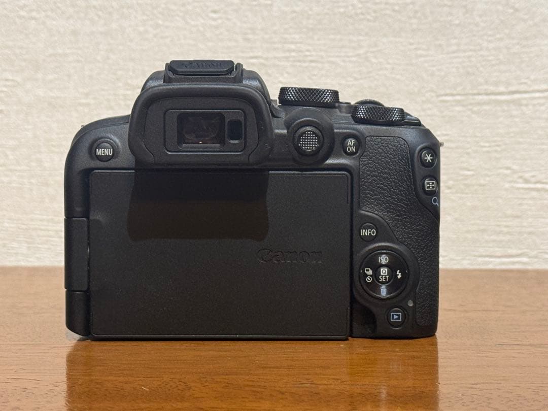 EOS R10 RF-S18-150 IS STM レンズキット