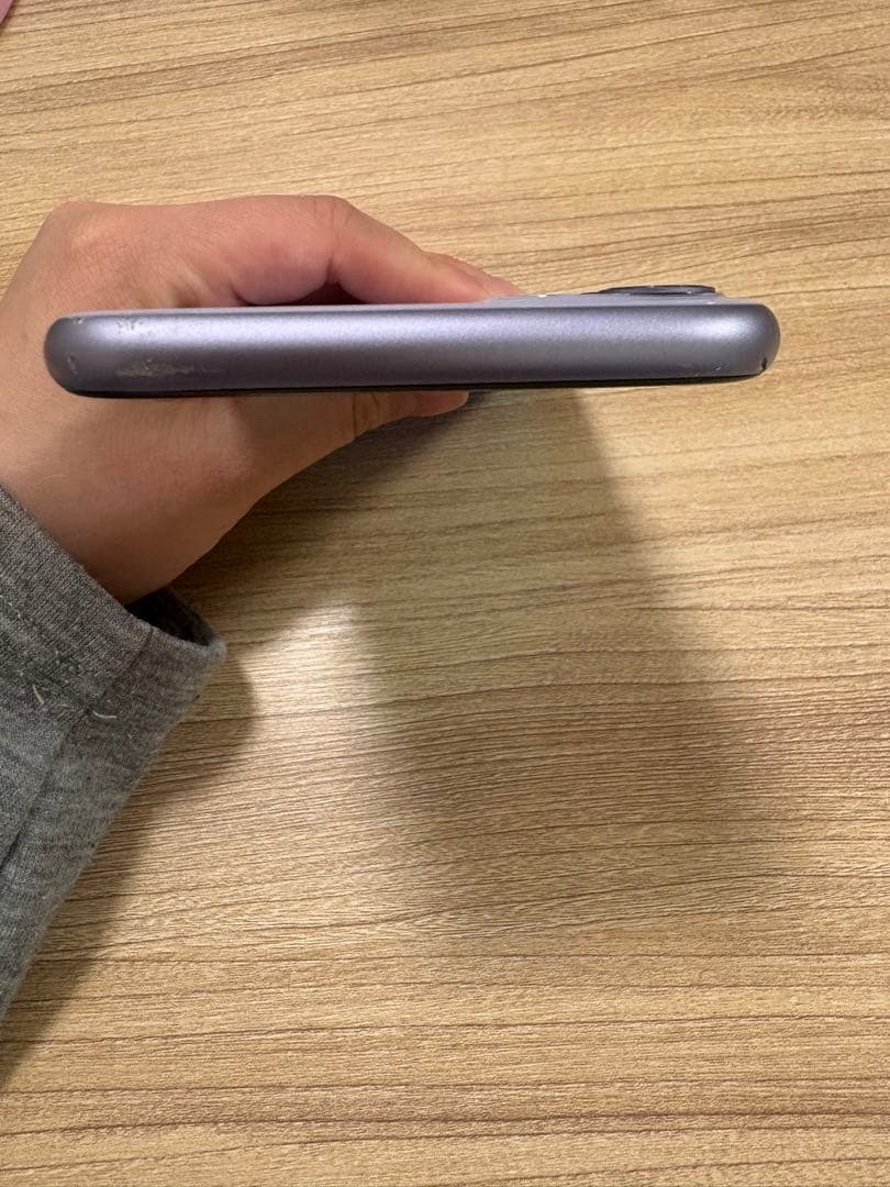 超美品　iPhone 11 128GBパープル初期化済みバッテリー最大容量87%