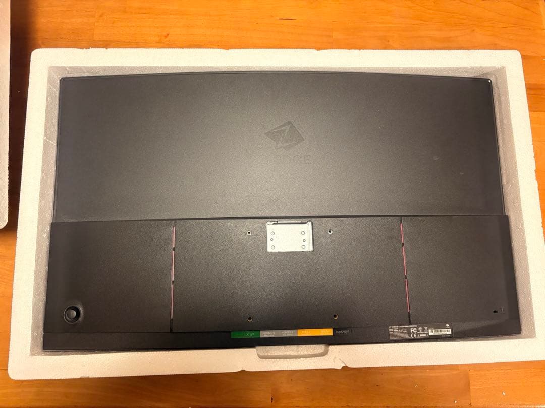 美品　Z-EDGE UG27P 240hz 27インチゲーミングモニター