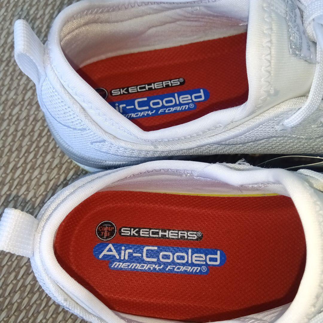 【試着程度】SKECHERS スケッチャーズ安全靴 先芯入り ラメ 24 白