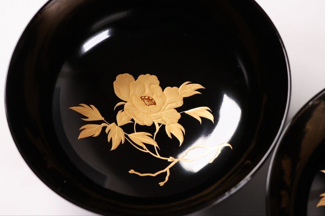 【CM431】天然木漆塗 獅子牡丹唐草金蒔絵 黒塗椀 二客 / (検) 輪島加賀