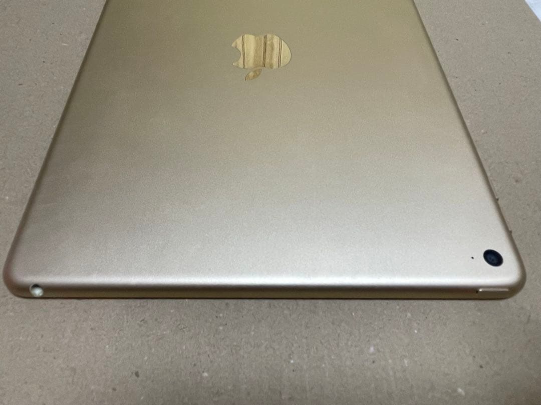 Apple iPadAir2 64GB Wi-Fiモデルバッテリー最大容量79%