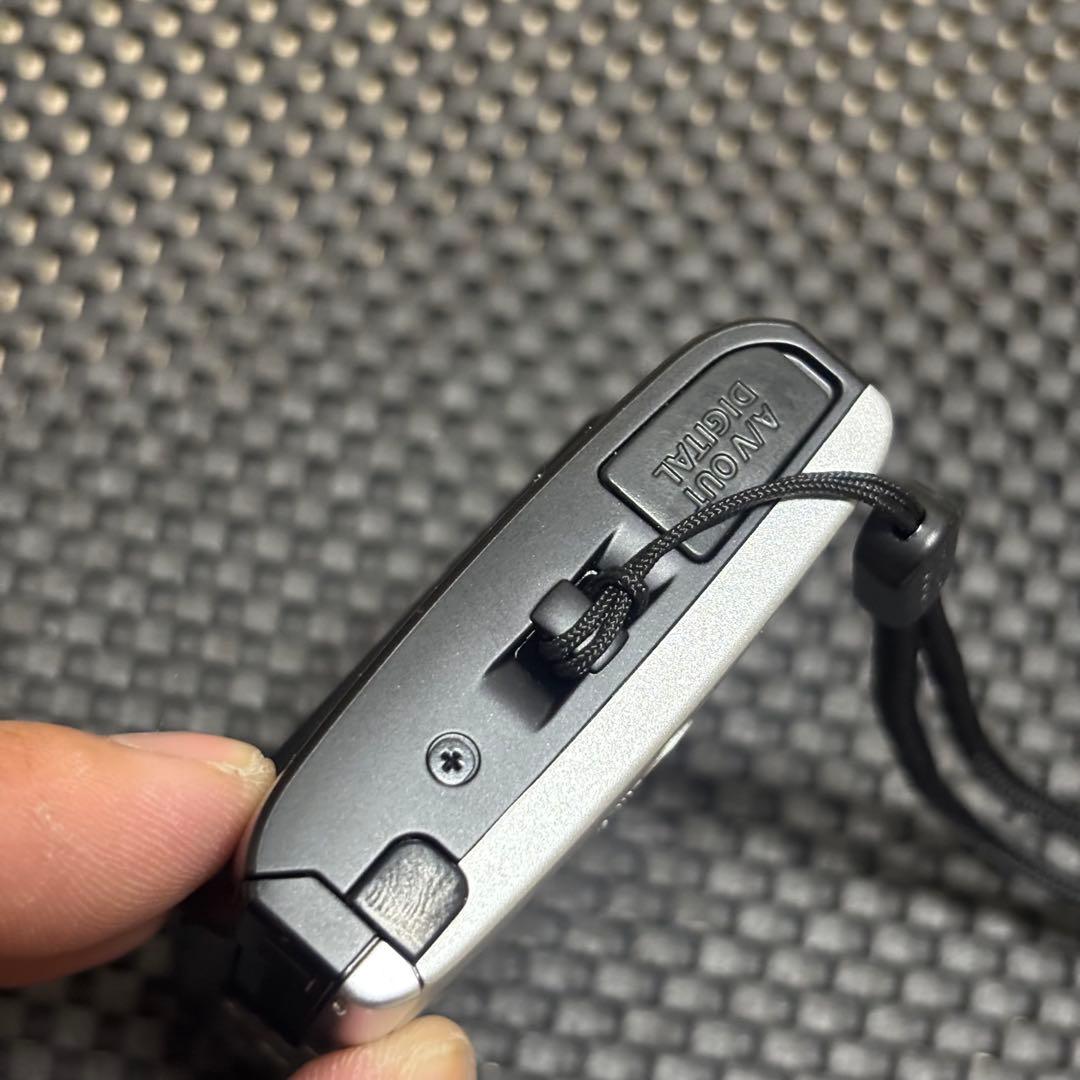 【美品】 キヤノン　Canon PowerShot A2400 IS シルバー