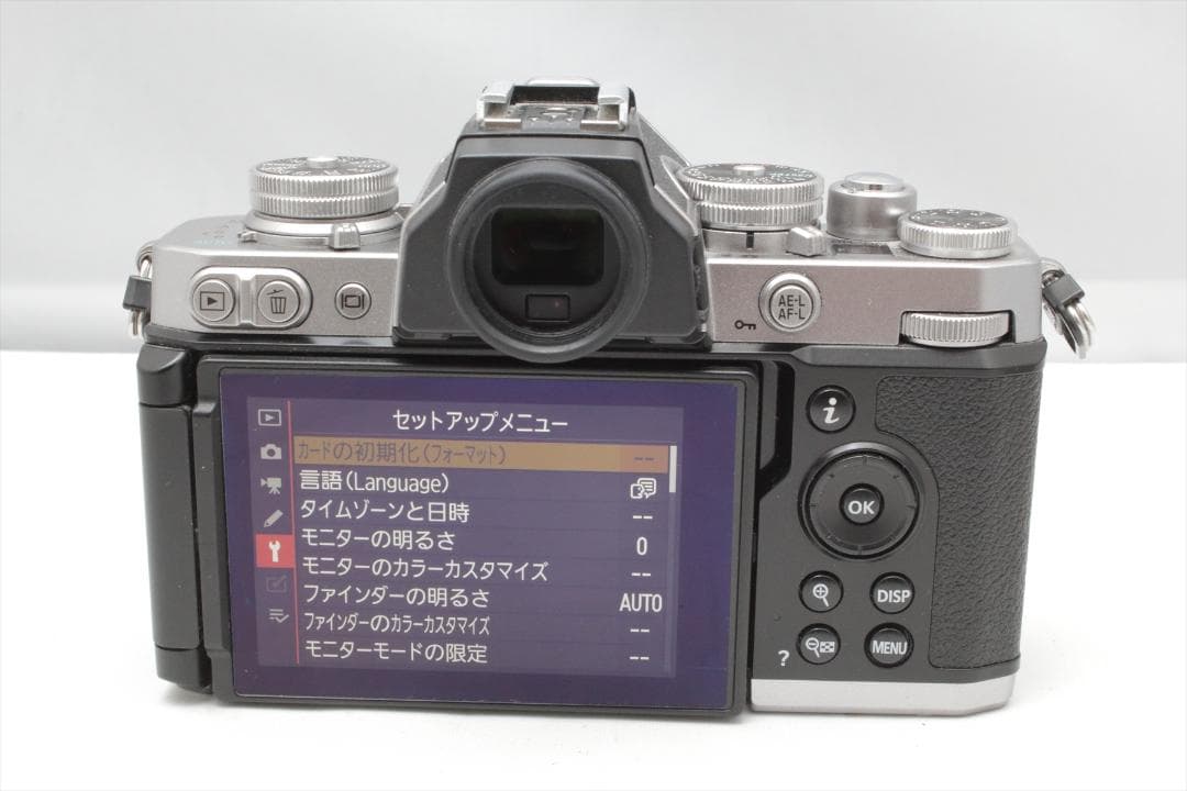 713！スマホ転送！Nikon Z fc　シャッター2471回　ニコン