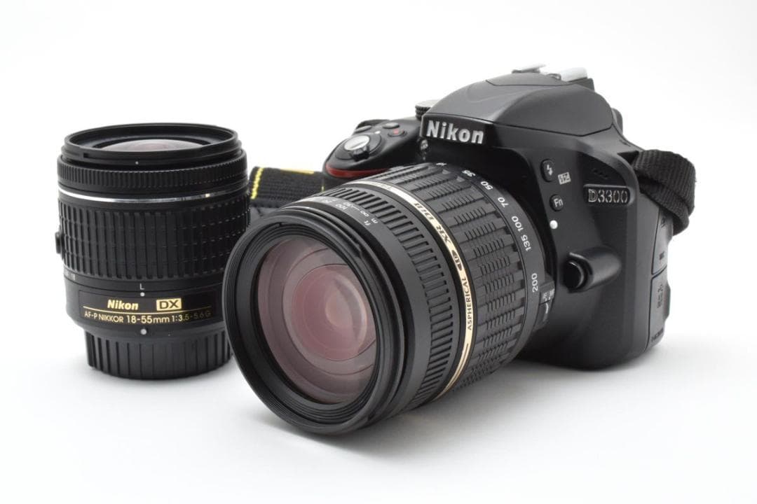 良品　Nikon D3300 ダブルレンズキット SD32GB/ガラスフィルム