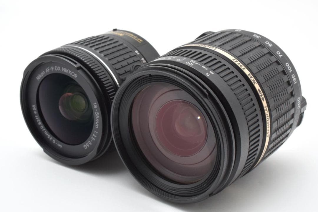 良品　Nikon D3300 ダブルレンズキット SD32GB/ガラスフィルム