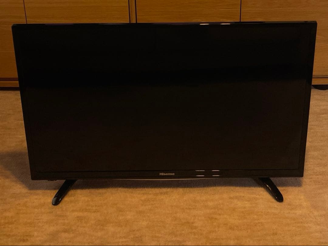 Hisense ハイセンス32液晶テレビ　画面キズあり