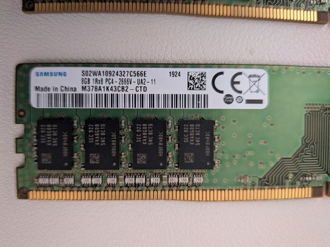 Samsung 8GB DDR4 メモリ M378A1K43CB2-CTD×2