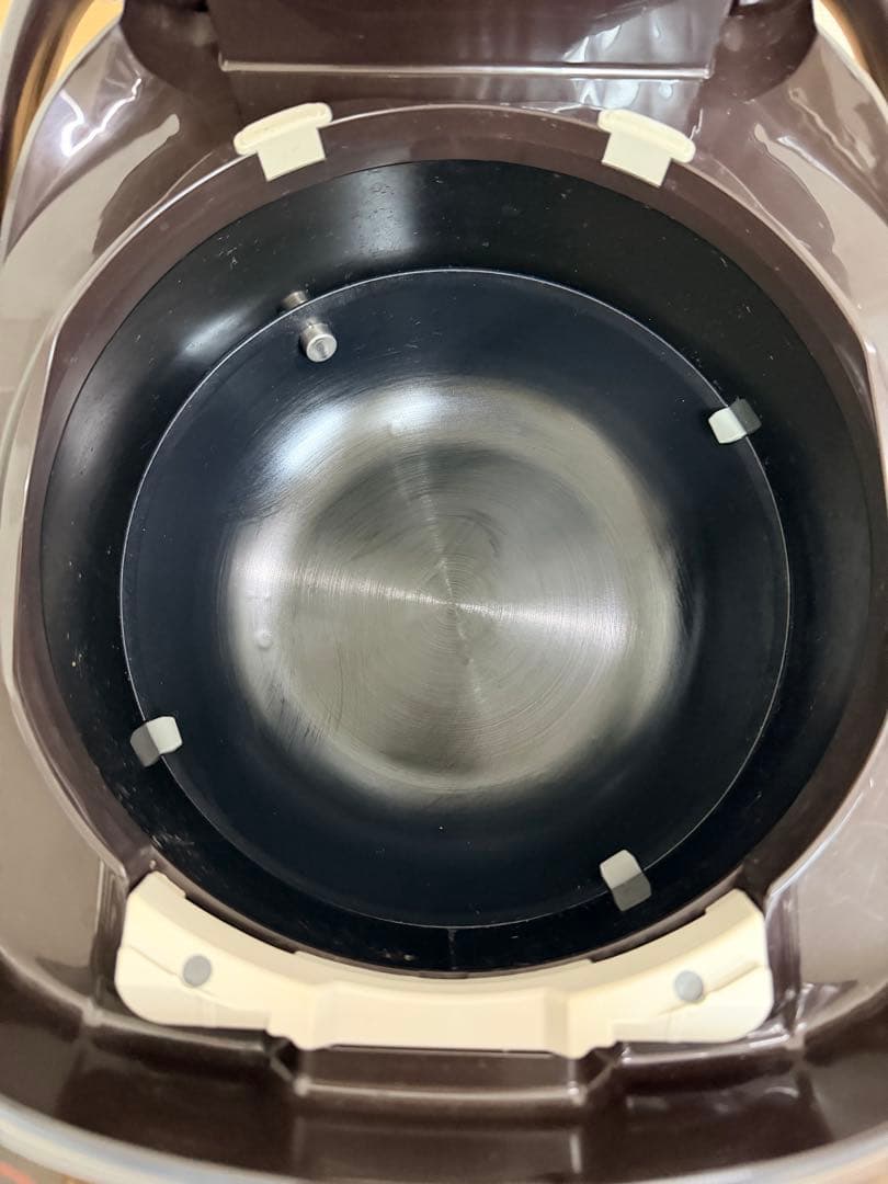 象印ZOJIRUSHI NP-ZW10 圧力IH炊飯器5.5合炊き 2022年製