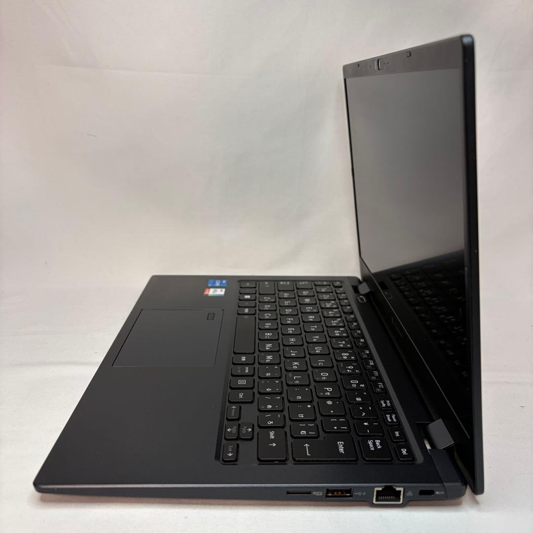 美品 使用少 dynabook G83 第11世代 i5 16GB 256GB